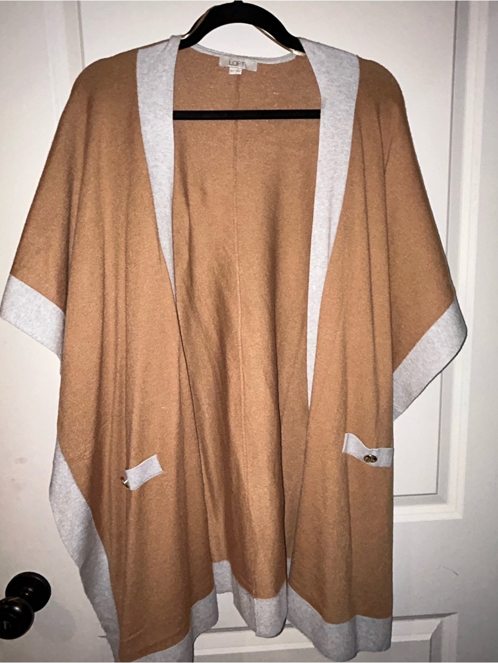 LOFT Camel Contrast-Trim Open Front Wrap M/L